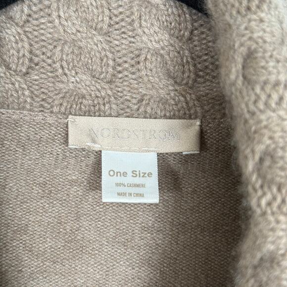 Nordstrom 100% Cashmere Cowl Neck Poncho Sweater One Size Equestrian Luxury - Picture 3 of 7